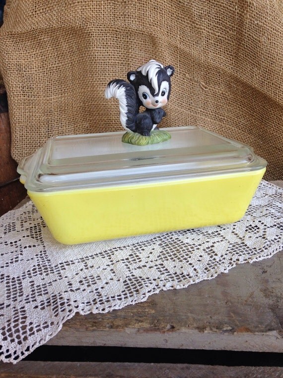 Pyrex Yellow 503 Large Refrigerator Dish With Lid Casserole