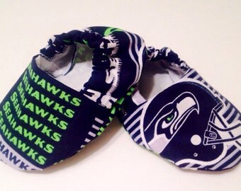 Seattle Seahawks baby booties, seahawks baby shoes, seahawks baby booties