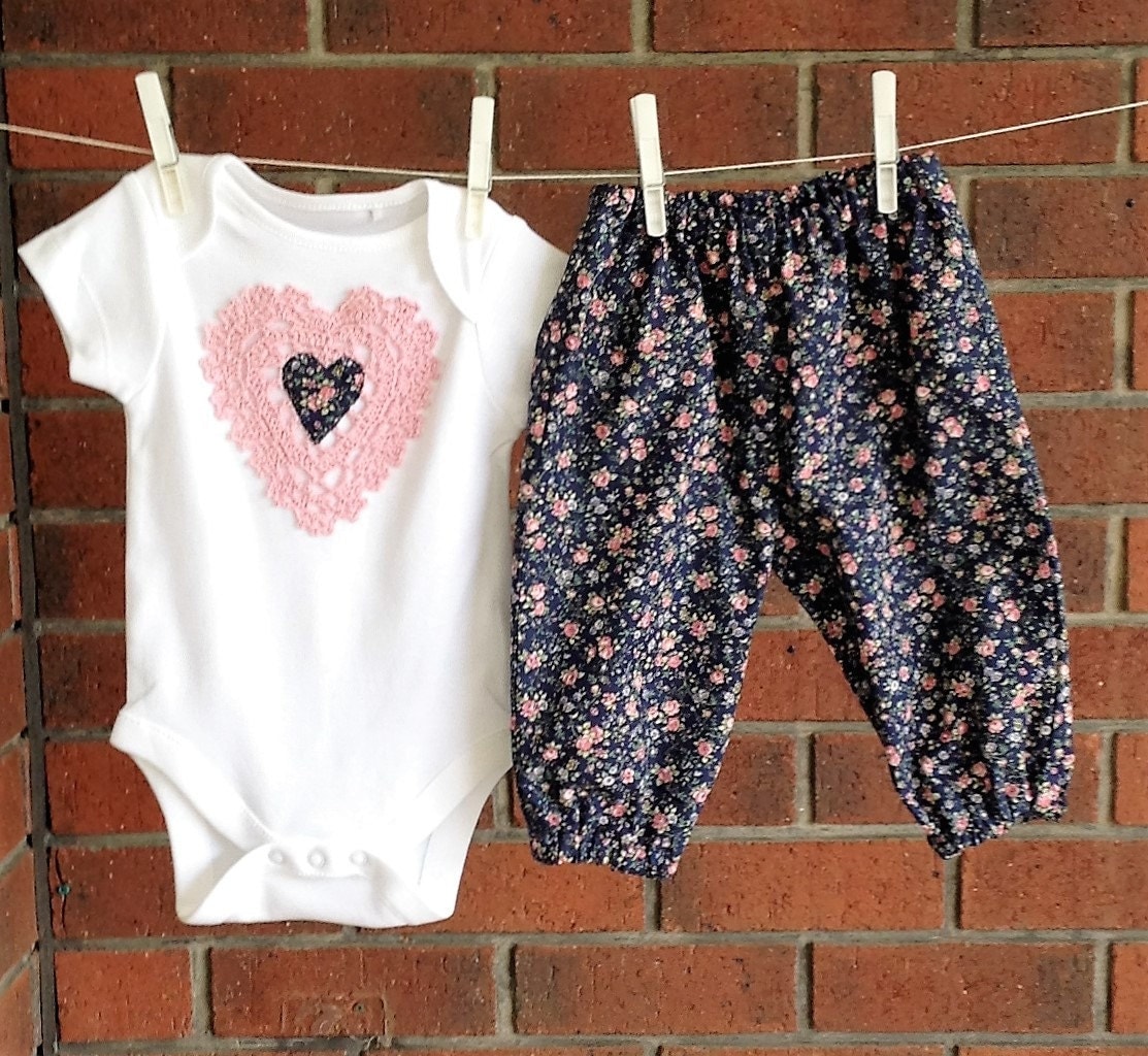 BABY GIRL CLOTHES vintage look baby navy floral outfits
