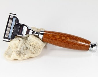 Mach3 Razor in Leapordwood and Chrome No. 154-0028