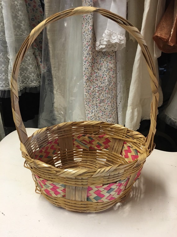 Vintage wicker Easter basket medium size