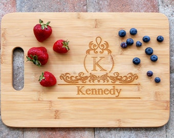 Personalized Cutting Board New Home Housewarming Gift Wedding Gift for Couple Custom Name Wedding Gift, Kitchen Decor, Bridal Shower Gift