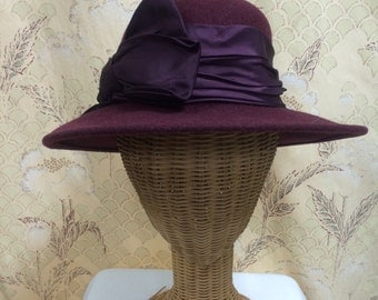 1980s Burgandy Hat, Lord and taylor