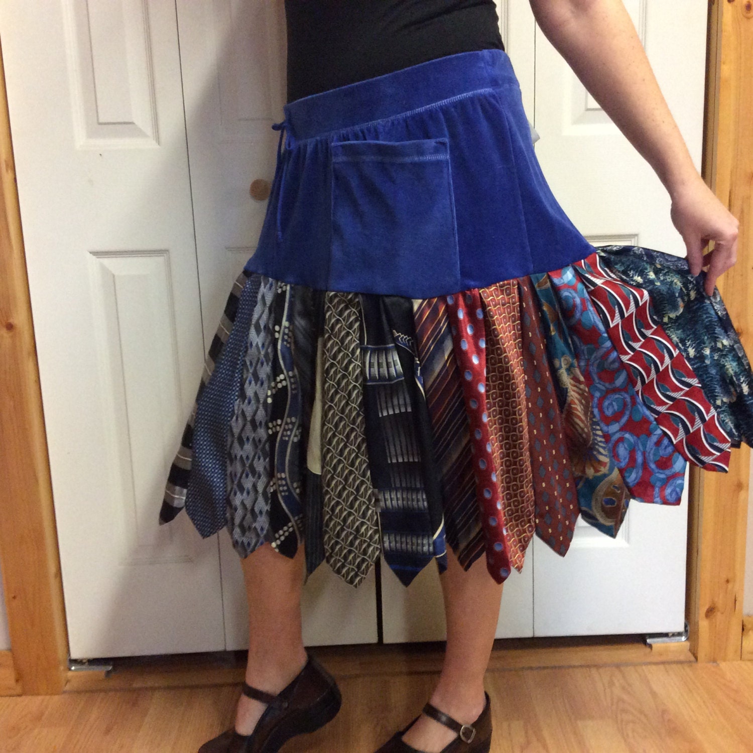 Blue Velvet Plus Size Silk Necktie Skirt with Pockets/Knee