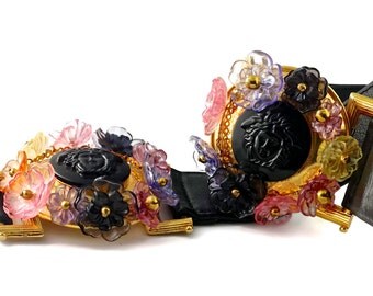 Vintage 1993 GIANNI VERSACE Flower Medusa Medallion Belt