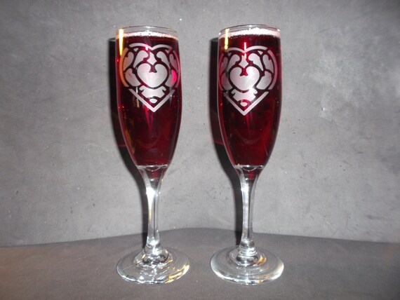 2 Heart container etched/engraved champagne flutes