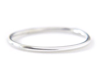 Sterling Silver round band - simple silver ring - plain thin band - stacking ring - delicate ring - minimalist jewelry / Ina 1.3mm