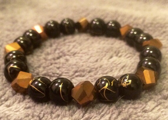 8mm Black Gold Beaded Bracelets. Black Beads. Gold by Glampc