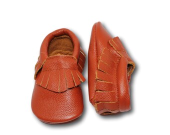 FREE SHIPPING! Saddle Brown Baby Moccasins // Brown Baby Moccasins // Baby Mocassin // Baby Boy Moccasin // Brown Baby Shoes