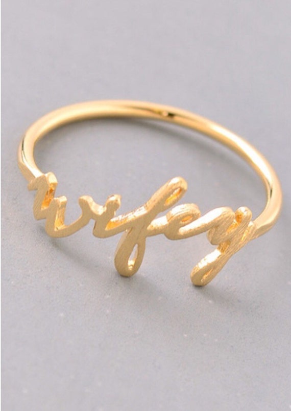 Wifey Ring//Shinny Gold Ring//Fashion Wifey by 21JewelryImportsLA