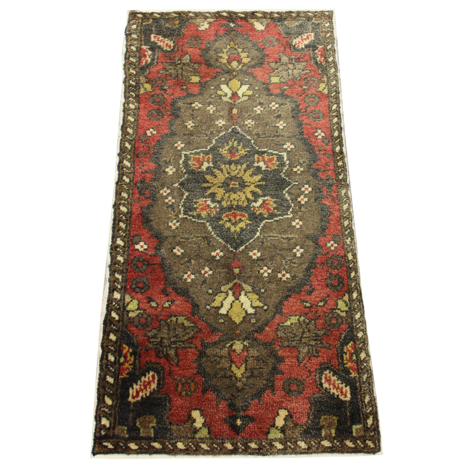 Handmade Vintage Doormat Small rug 33x15 feet Area by Damgadecor