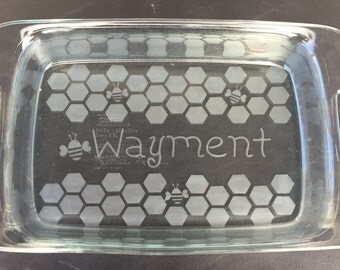 Honeycomb Bee Casserole Pyrex Dish Personalized with Last Name, Custom Design Available, with Lid, Honeybee, Beehive, Bridal, Wedding, Gift