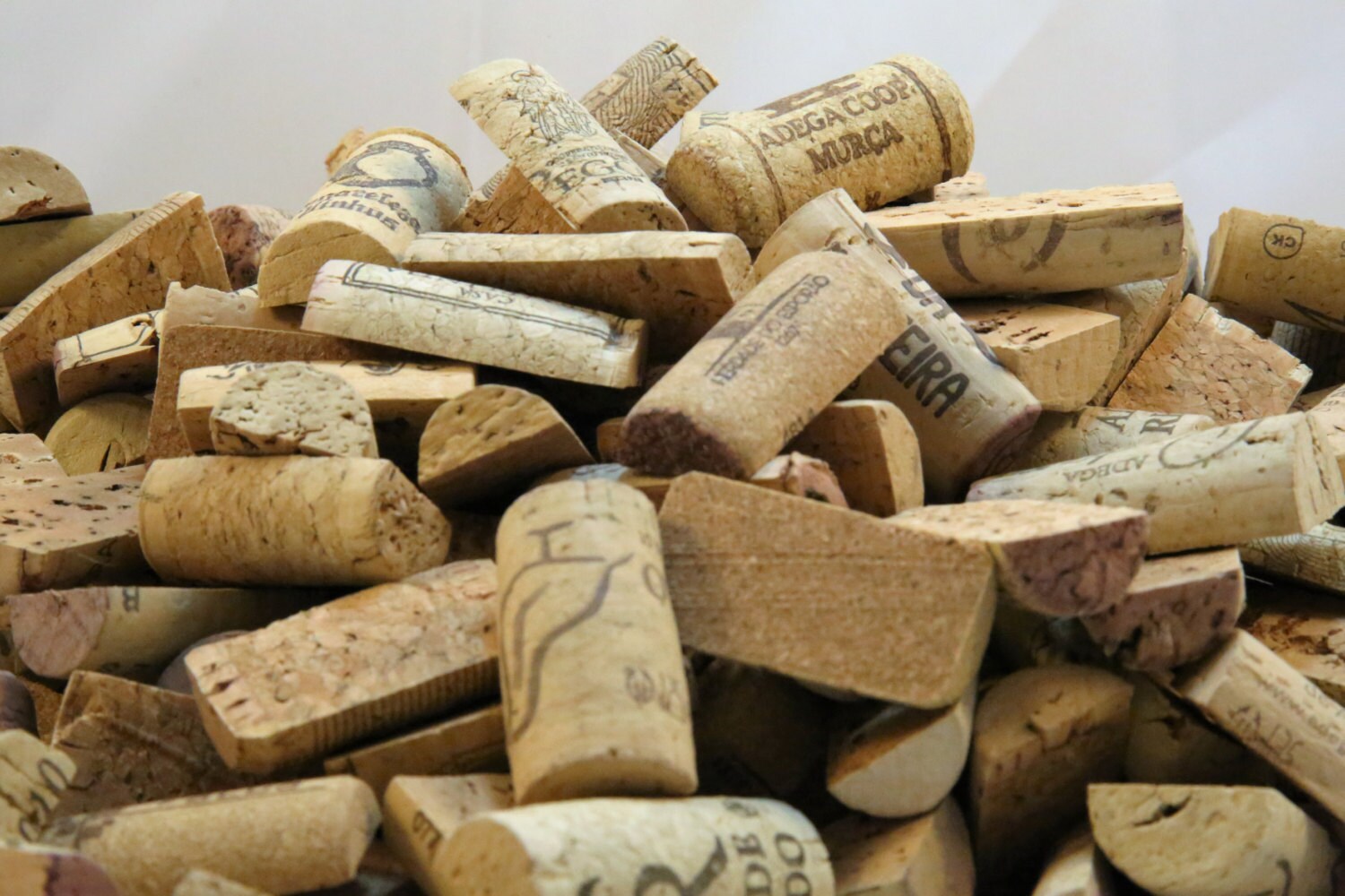 Pre Cut New Wine Corks Halves Premium Real Corks from Europe