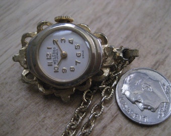 Vintage Welsbro 17 Jewels Swiss Watch Necklace front side Jade Stones on 24" Rolo Chain Runs, keeps perfect time