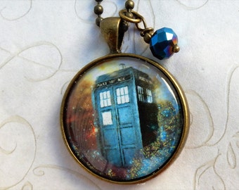 Tardis Necklace, Doctor Who Jewelry, Doctor Who Necklace, Tardis Jewelry, Blue Police Box
