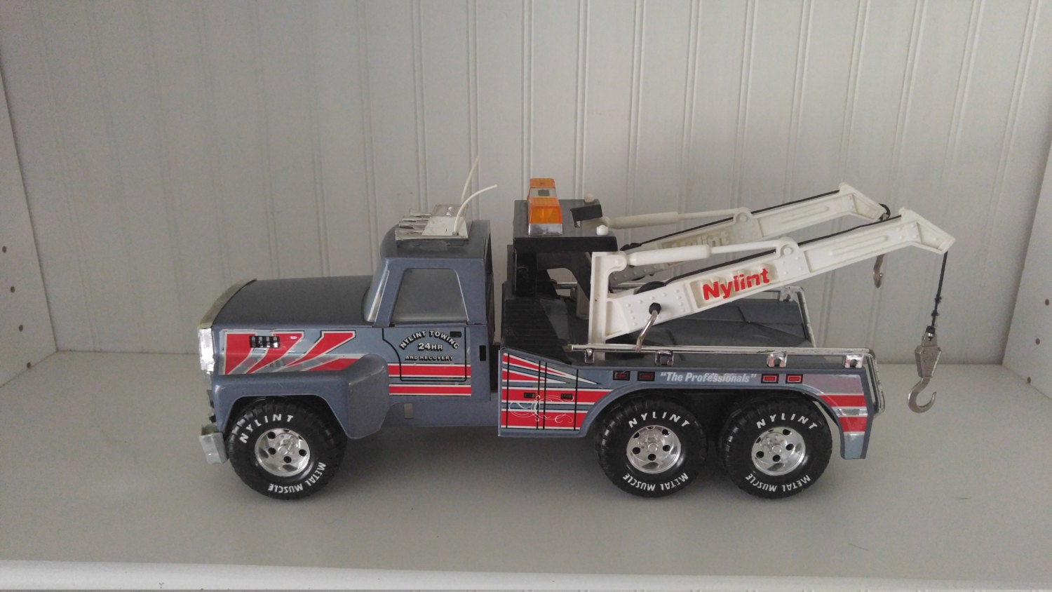 nylint big pumpkin tow truck
