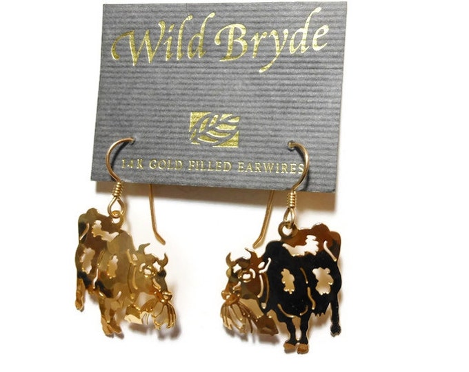 FREE SHIPPING Wild Bryde dairy cow earrings, gold-plated, cud horns bell, detailed etching, cutout work, pierced french hook, original card