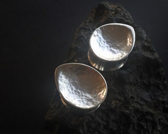 Teardrop Gauges ~ Silver Gauges ~ Teardrop Plugs ~ Silver Teardrop Gauges ~ Silver Teardrop Plugs ~ Plugs ~ Gauges ~ Silver Plugs