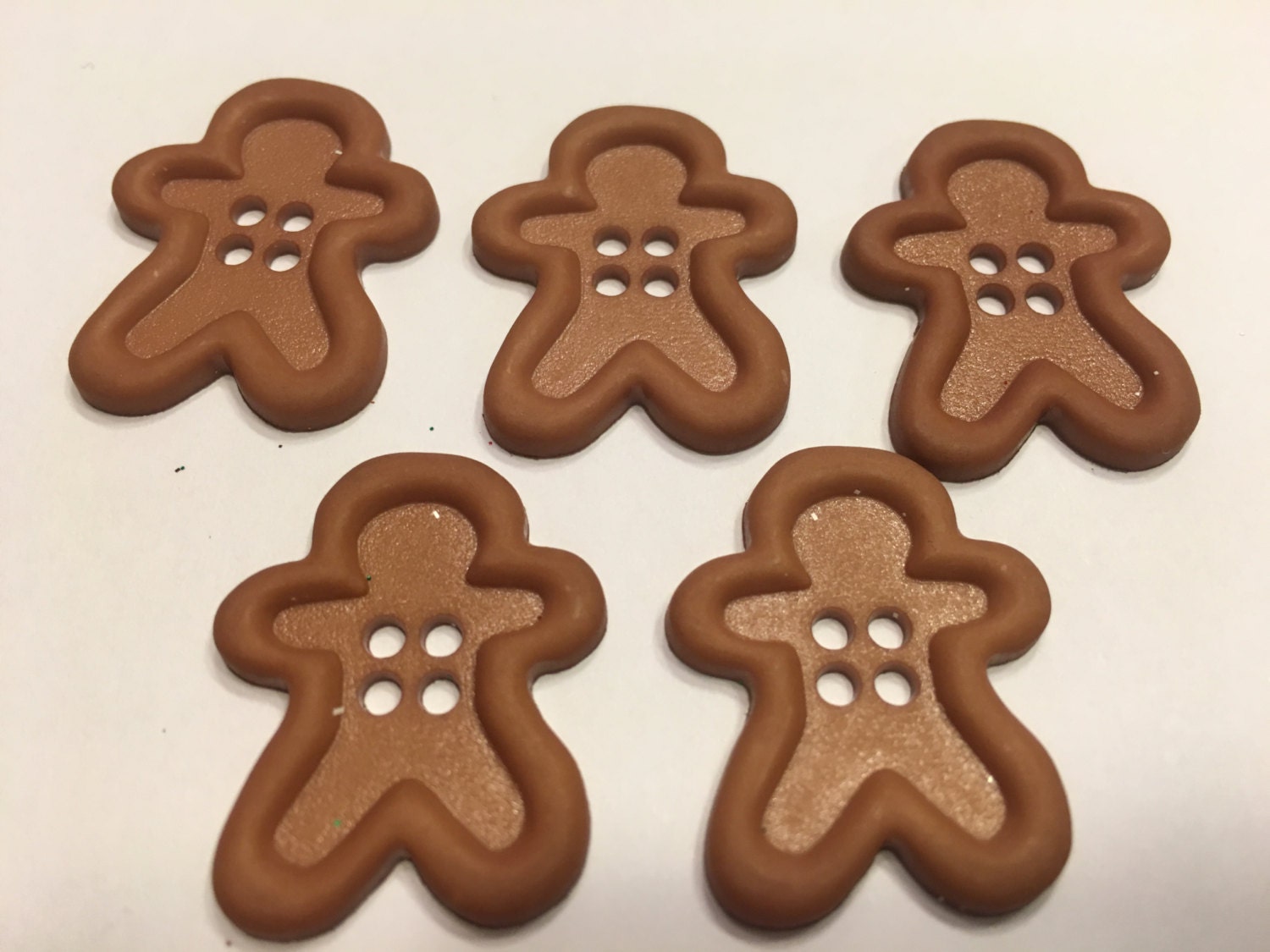 5 large Gingerbread man buttons 2228 mm B11