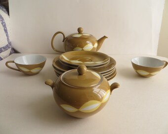 Mod Noritake Harlequin Mustard Dishes 11 Pieces