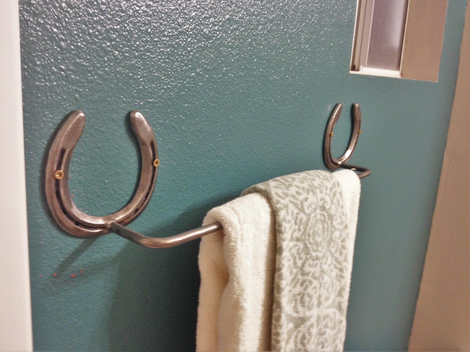 Rustic HORSESHOE Towel Bar / Hanger The Heritage