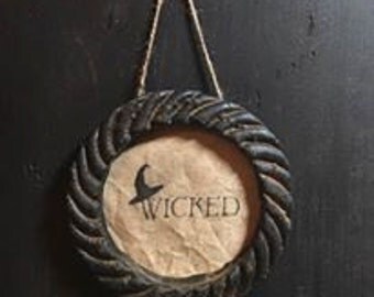 Blackened Round Beeswax Frame Wicked