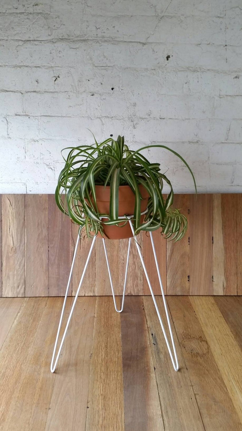 White Metal Wire Plant Stand Hairpin Leg Inspired