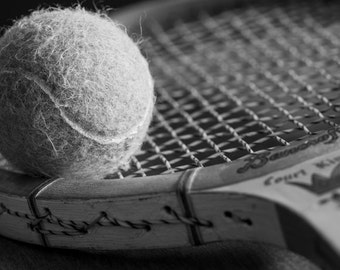 Vintage tennis decor, Sports decor, Sports room decor, Tennis gifts, Game room art, Tennis poster, Black and white prints // Tennis racket