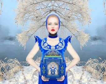 Postcard art photography "девушка от холода"