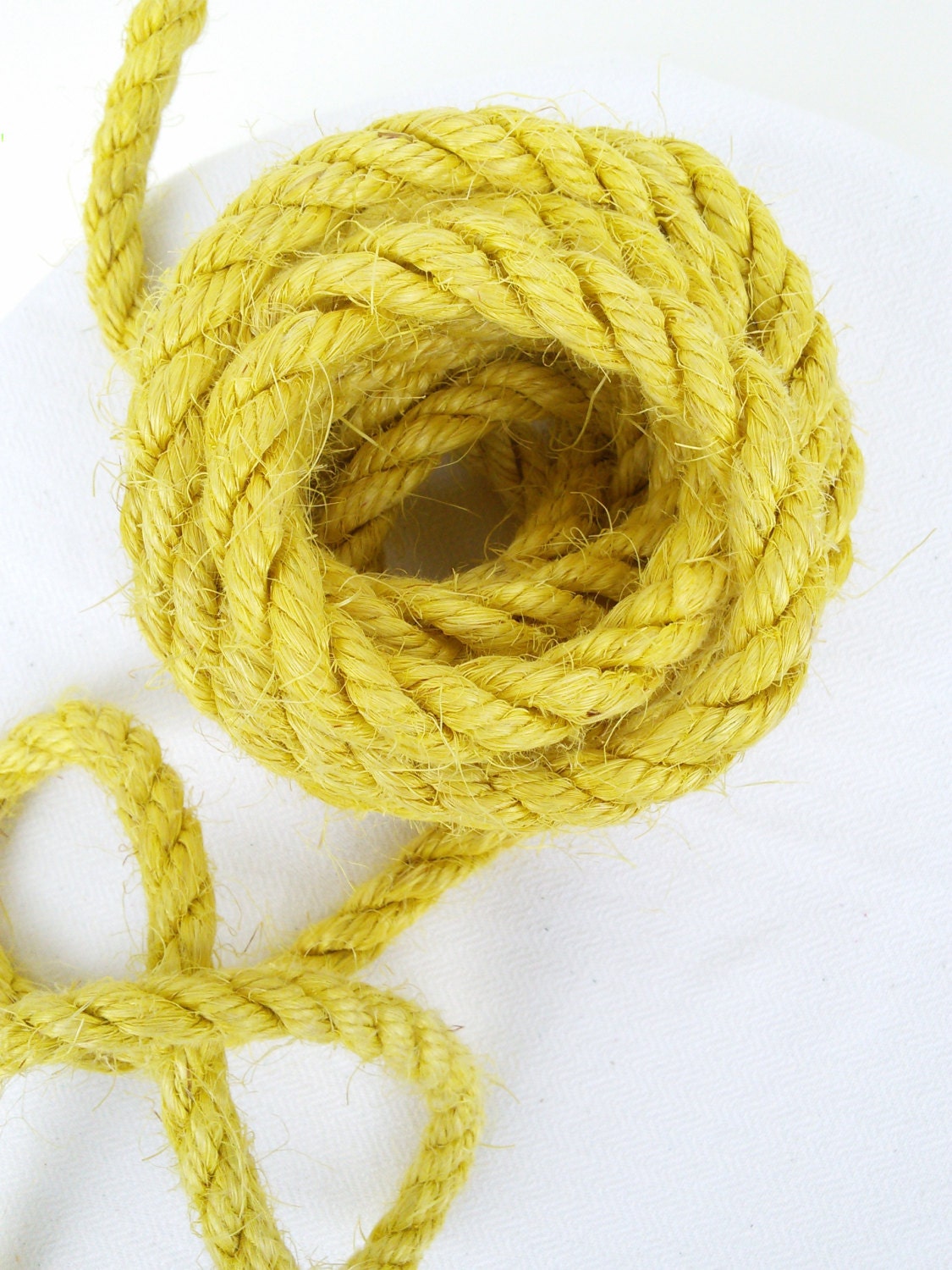 25' 7.5 m Yellow Sisal Rope Dyed Citrus Yellow Color