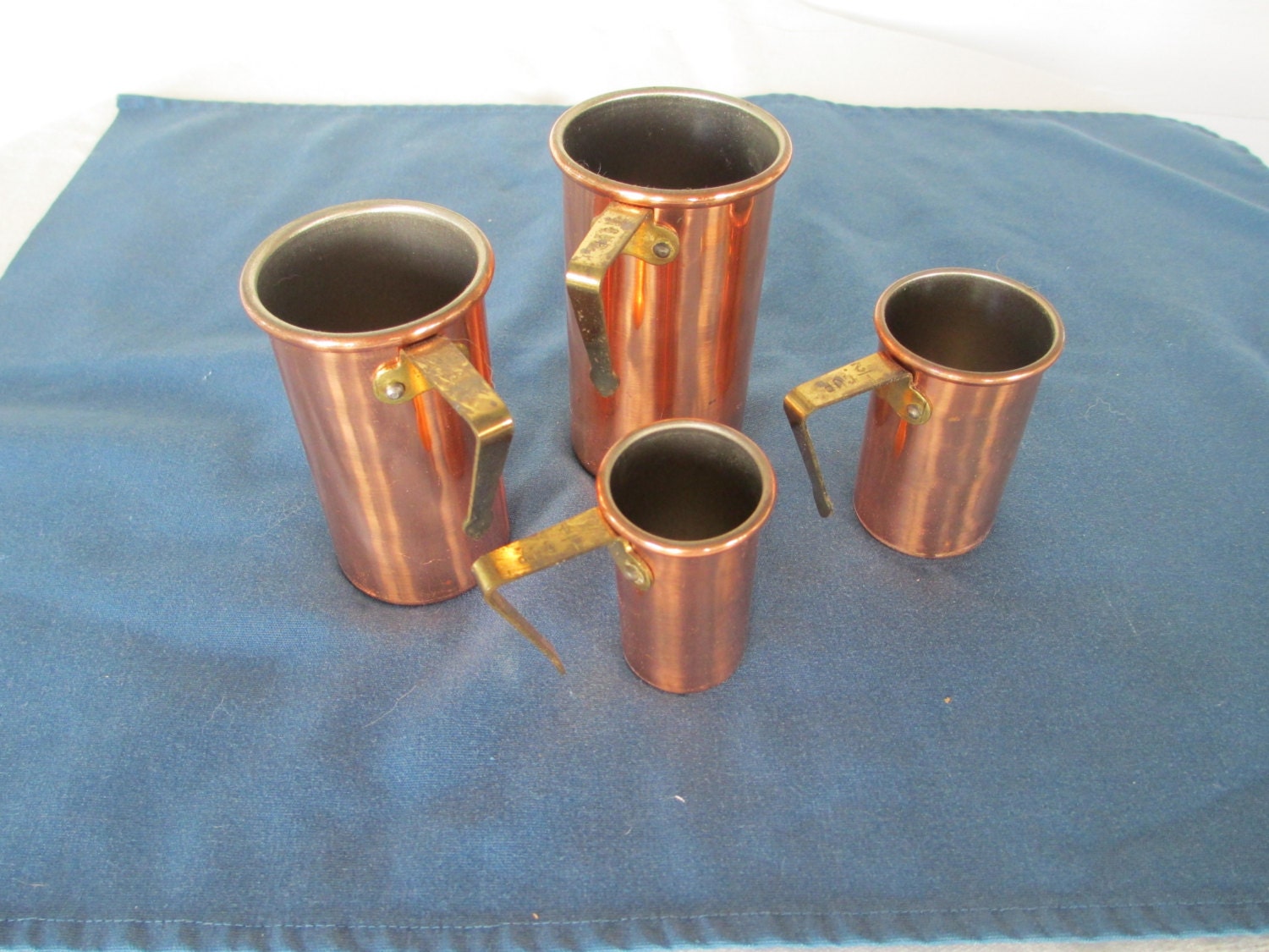 Vintage Copper Measuring Cups Set 4 Housewares Baking Supplies