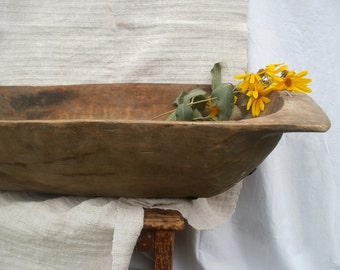 Primitive antique wooden bowl Rustic home decor Large dough bowl Wooden trencher Oversized serving bowl Dark country decor Farmhouse antique