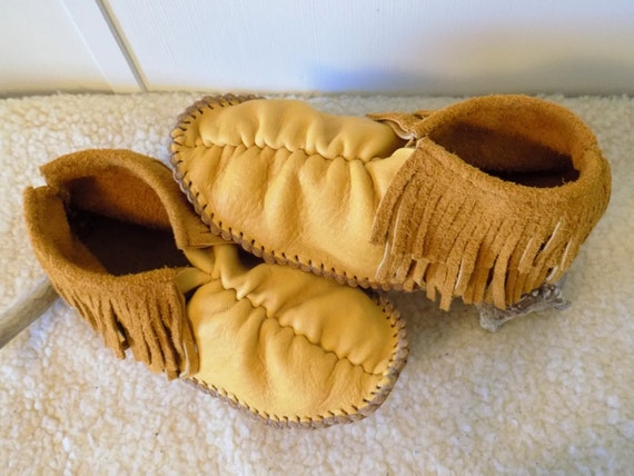 Moccasins Handmade Fringe Mocs Center Seam Moccasins Elk