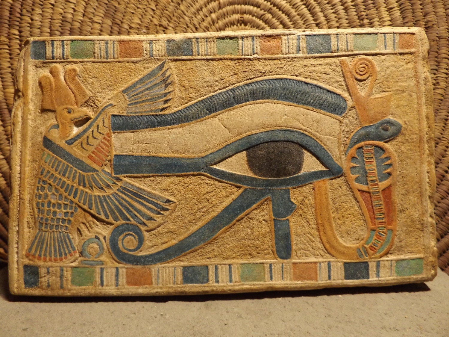 Egyptian eye of Horus - Egyptian painting - wall relief sculpture / art