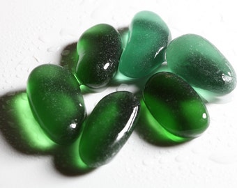 Sea Glass / 6 pieces / Italian Genuine Green Beach Glass for Jewelry and Mosaic / Natural Sea Glass Supplies (sg-0006-8)