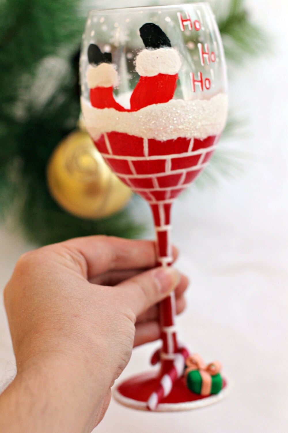 Christmas gift Christmas wine glasses Holiday wine glass Santa