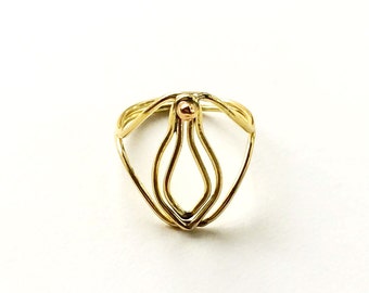 Little V Ring