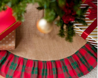Burlap Christmas Tree Skirt, Personalized Burlap Tree Christmas Tree Skirt with Plaid trim, Christmas tree skirt