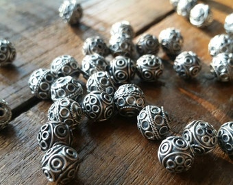 5 Intricate hand made antique silver Bali beads 8mm. 925 sterling silver #1906