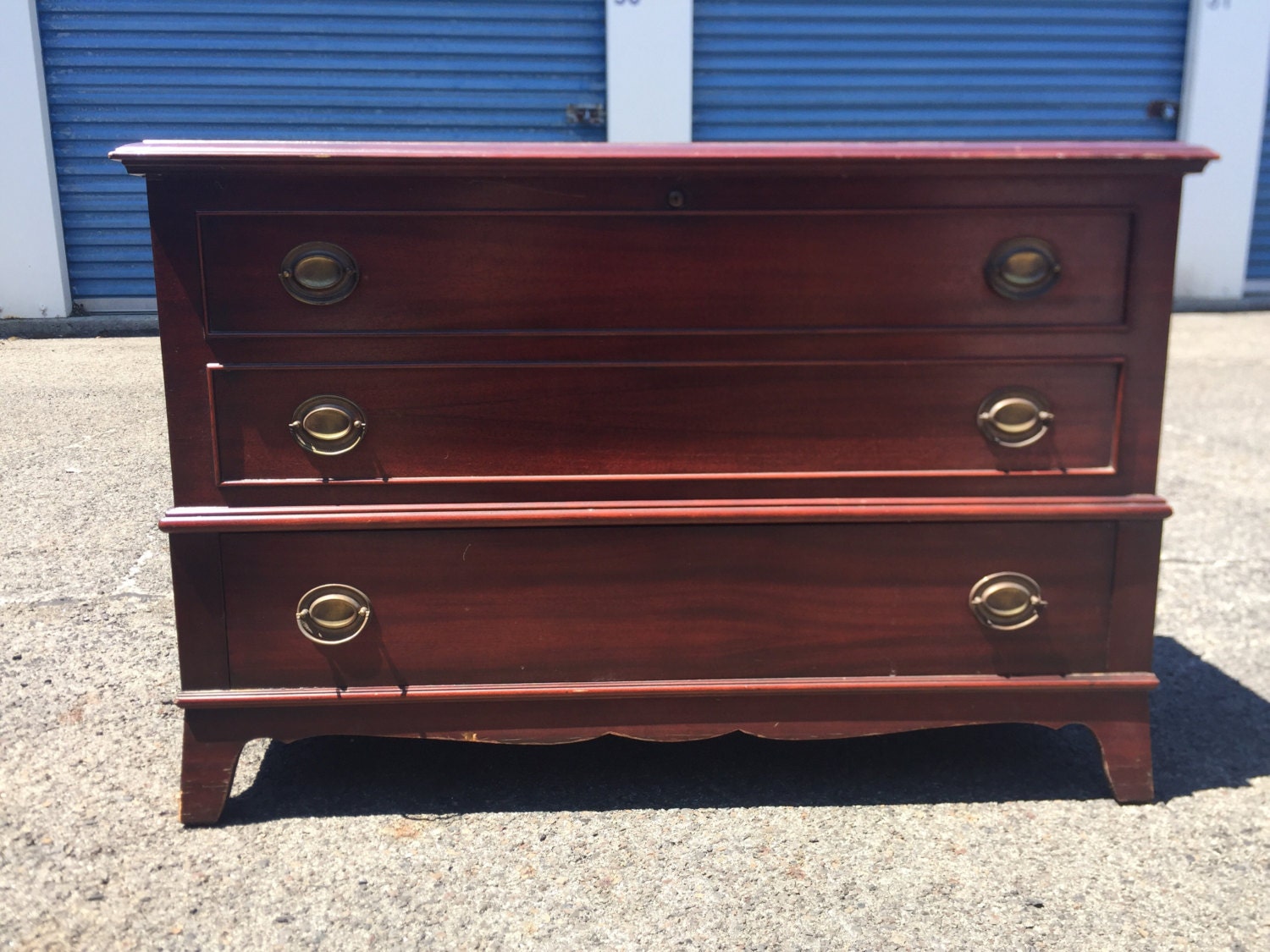 Vintage Hepplewhite Cedar Chest Trunk Coffee Table