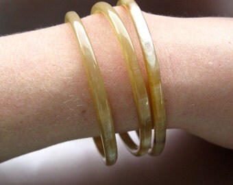 Smooth and sensual Ugandan cow horn bangles, African jewellery, tribal bangles,natural bracelets,horn jewlery,fair trade jewellery