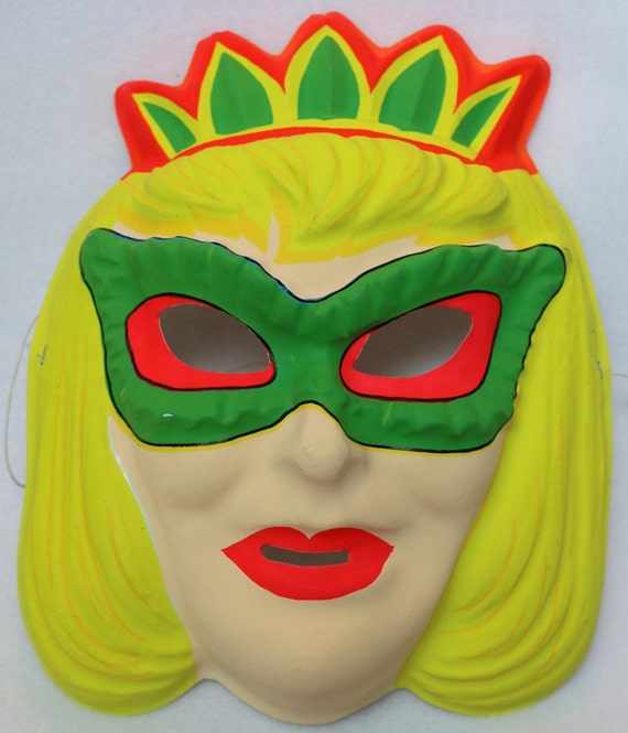 Vintage Queen Mask