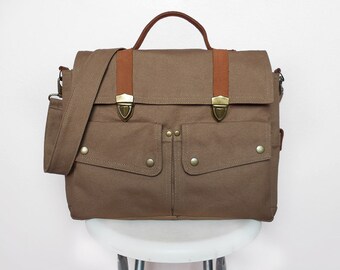 Brown Messenger Bag/Shoulder bag/School Bag/Travel Bag/Bags/Bags & Purses/Diaper Bags/Crossbody bags