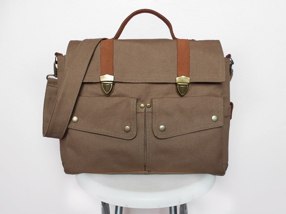 Brown Messenger Bag/Shoulder bag/School Bag/Travel