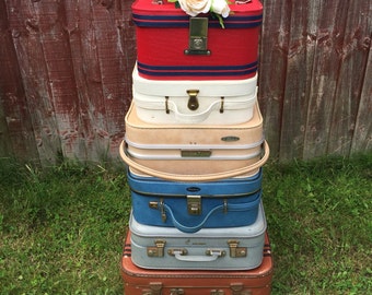 Vanity Cases - Small Vintage Suitcases - Vintage Luggage / Retro Vanity Cases / 1950s -1960s Mod Cases / Travel Carry Cases / Photo Props