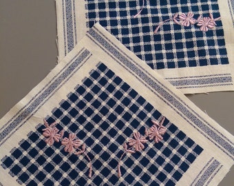 Machine Embroidery Squares Embroidered Quilt Blocks Insertions Sewing Fabric Blocks, 2 Squares