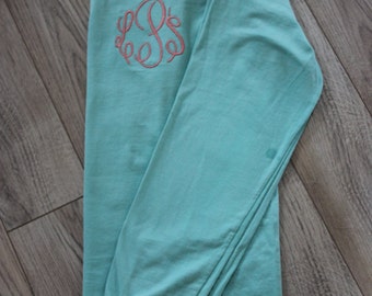 Comfort Colors Long Sleeve/Short Sleeve Monogrammed Shirt-No Pocket/Personalized Shirt/Comfort Colors