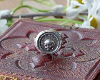 Skull Ring - A Memento Mori from latin antique wax seal - 'Es fui sum eris' which translates 'So as you are so once was I" - 247
