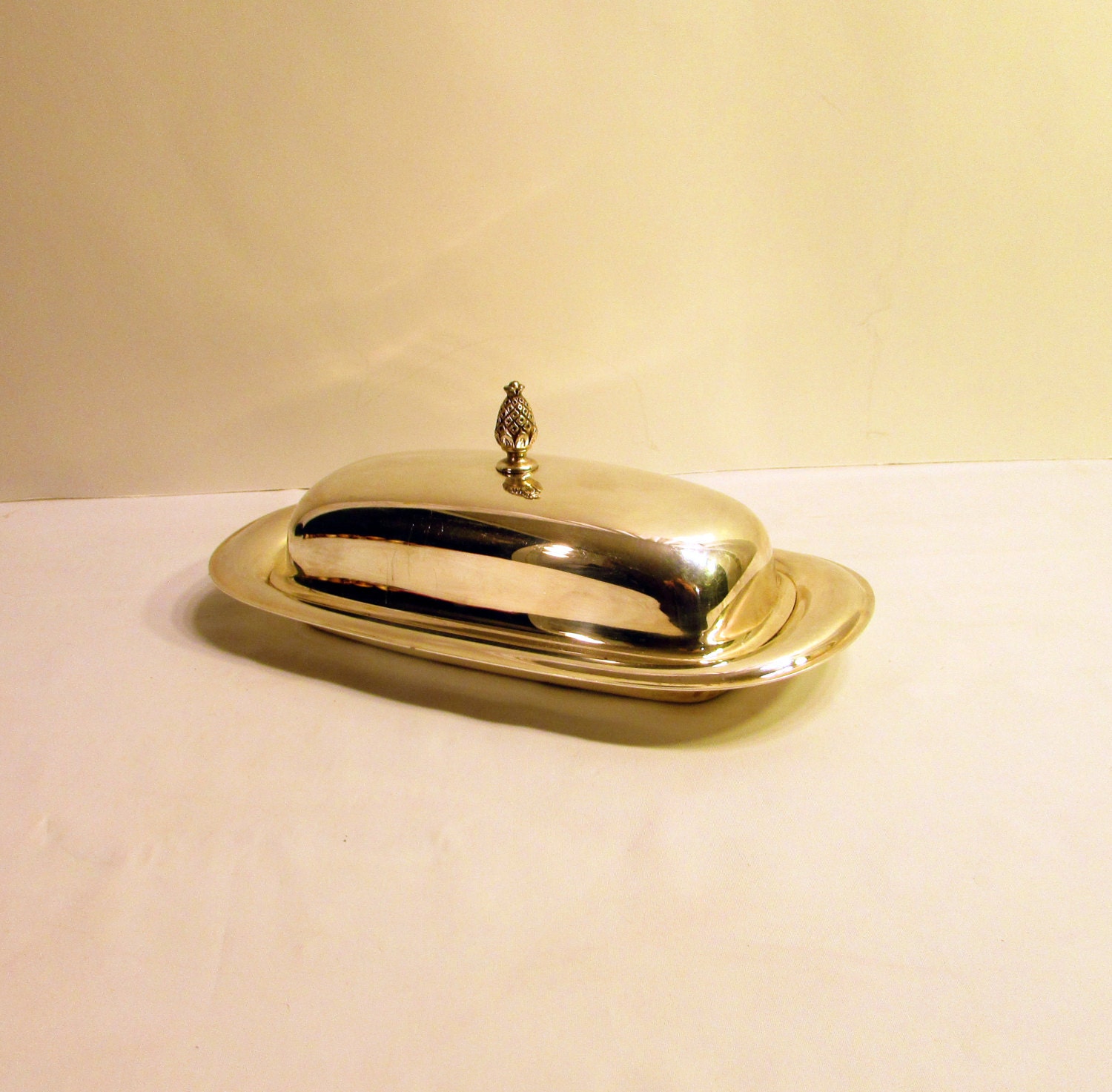 WM. ROGERS Silverplate Butter Dish with Interior by Castellocasa