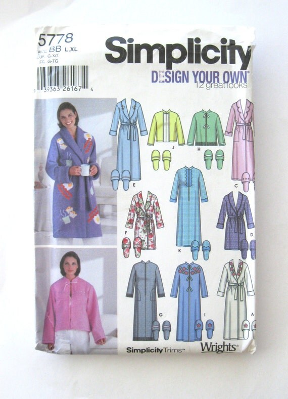Plus Size Robe Bed Jacket and Slippers Pattern Simplicity 5778